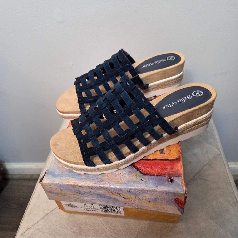 Bella Vuta Oaklynn Navy Blue Suede Sandal , Sz 10, Nib